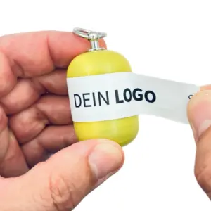 Erste-Hilfe Set als Streuartikel – ideal als Giveaway & personalisiertes Kundengeschenk – mit Logo bedrucken lassen in gelb beim öffnen